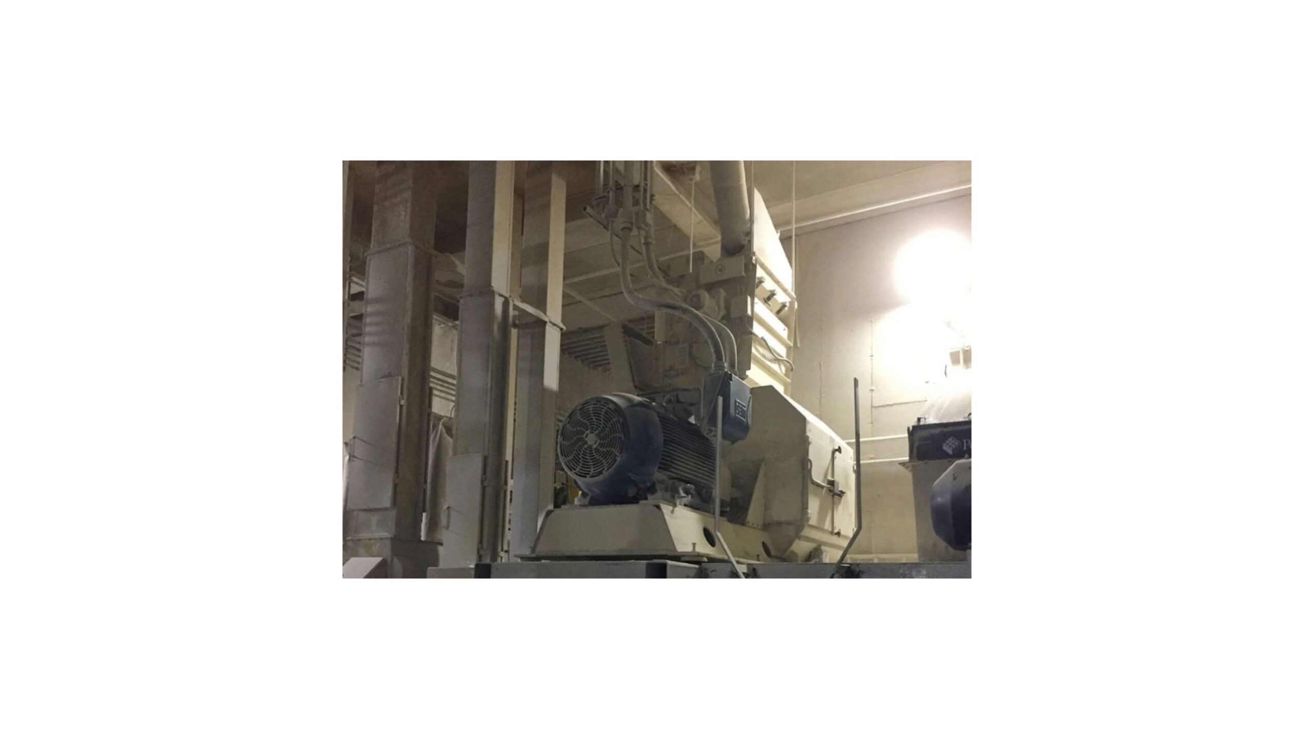 Compound feed, Canada, Nieuwland, 2880x1620 (2)